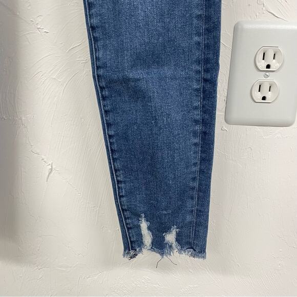 Good American Good Waist High Rise Skinny Jeans Womens 4 Raw Hem Blue Denim - Picture 3 of 13